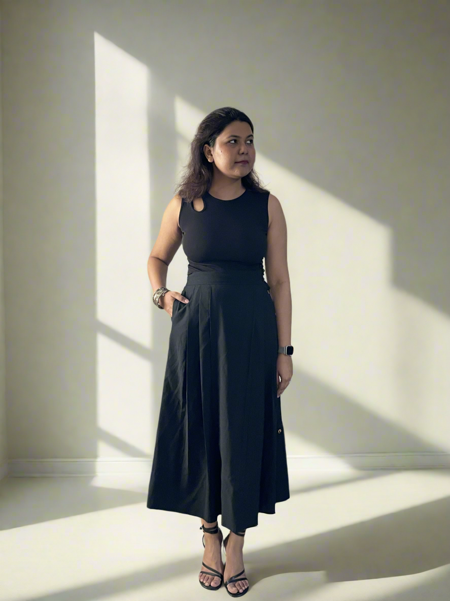 Maxi skirt with button detail