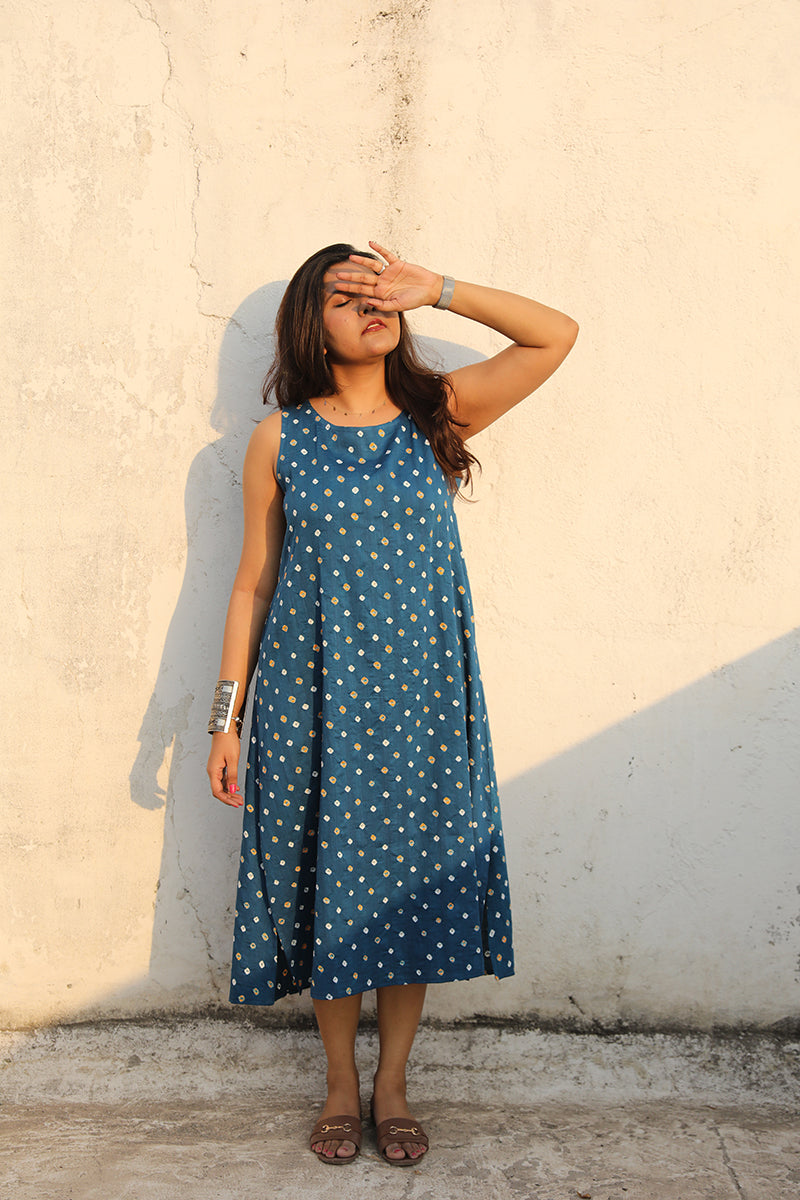 Fiza sleeveles cotton bandhini dress