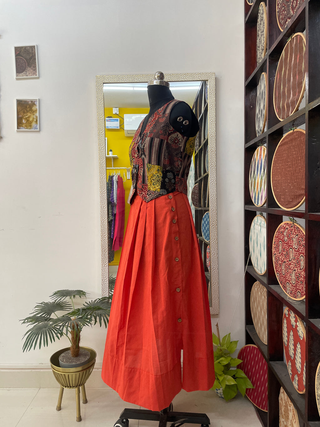 Maxi skirt with button detail