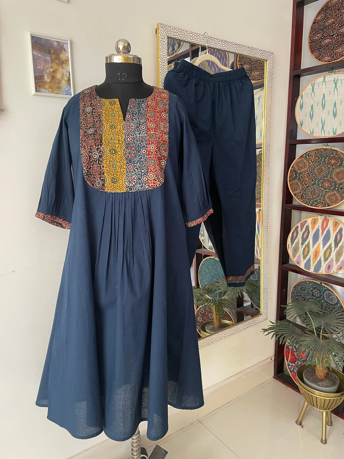 Rumi mul cotton kurta set with ajrakh yoke - Navy blue