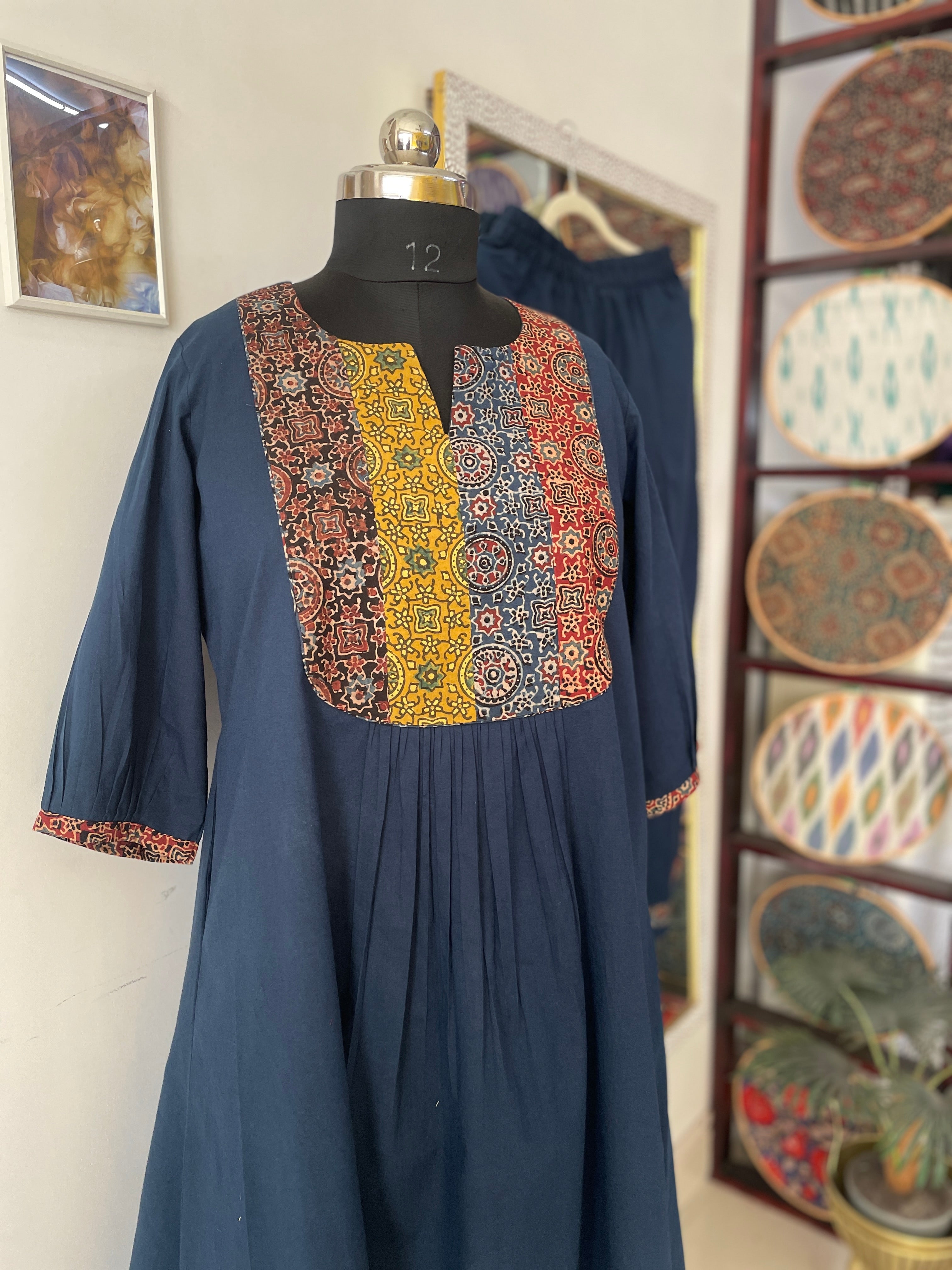 Rumi mul cotton kurta set with ajrakh yoke - Navy blue