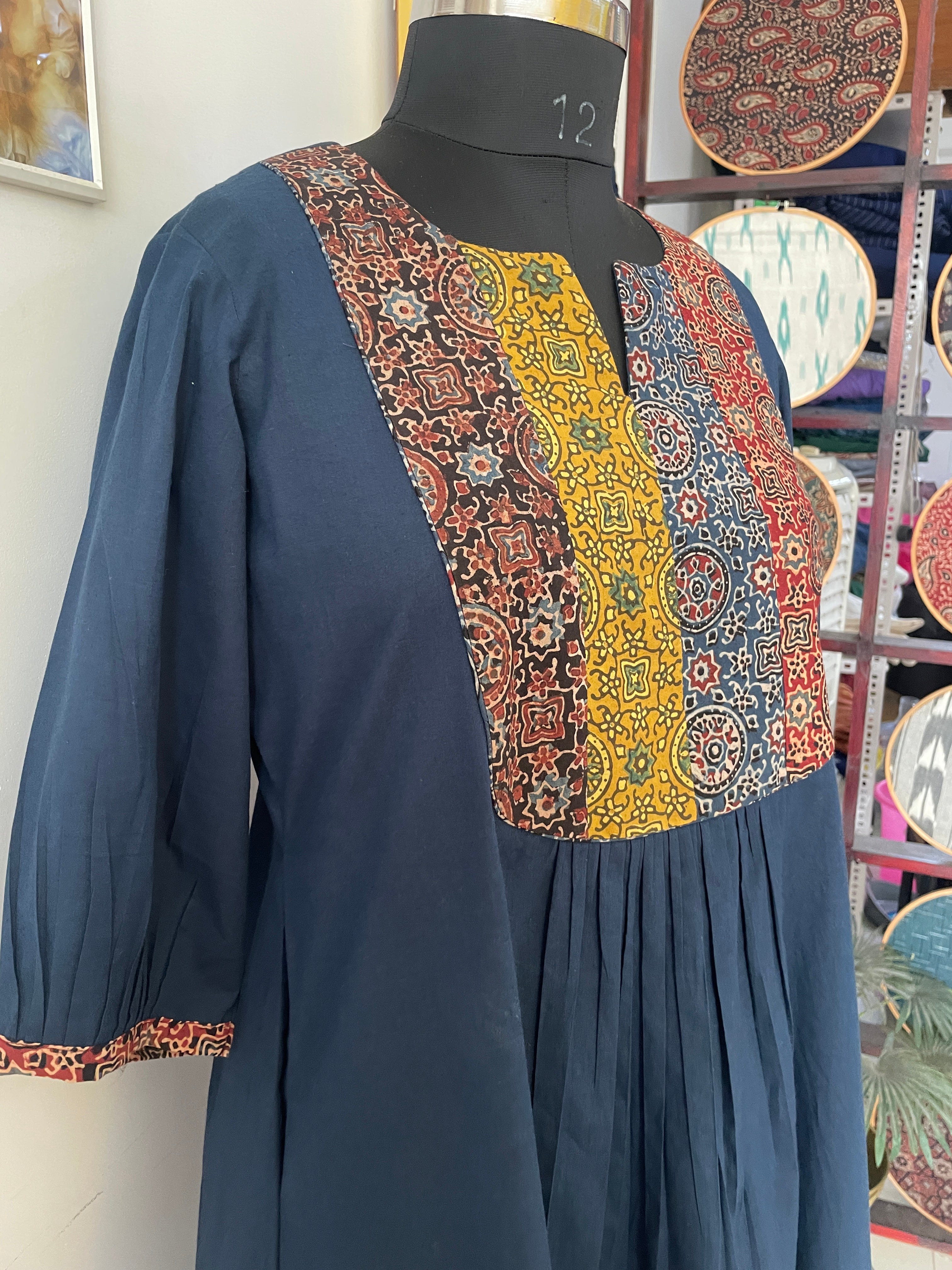 Rumi mul cotton kurta set with ajrakh yoke - Navy blue