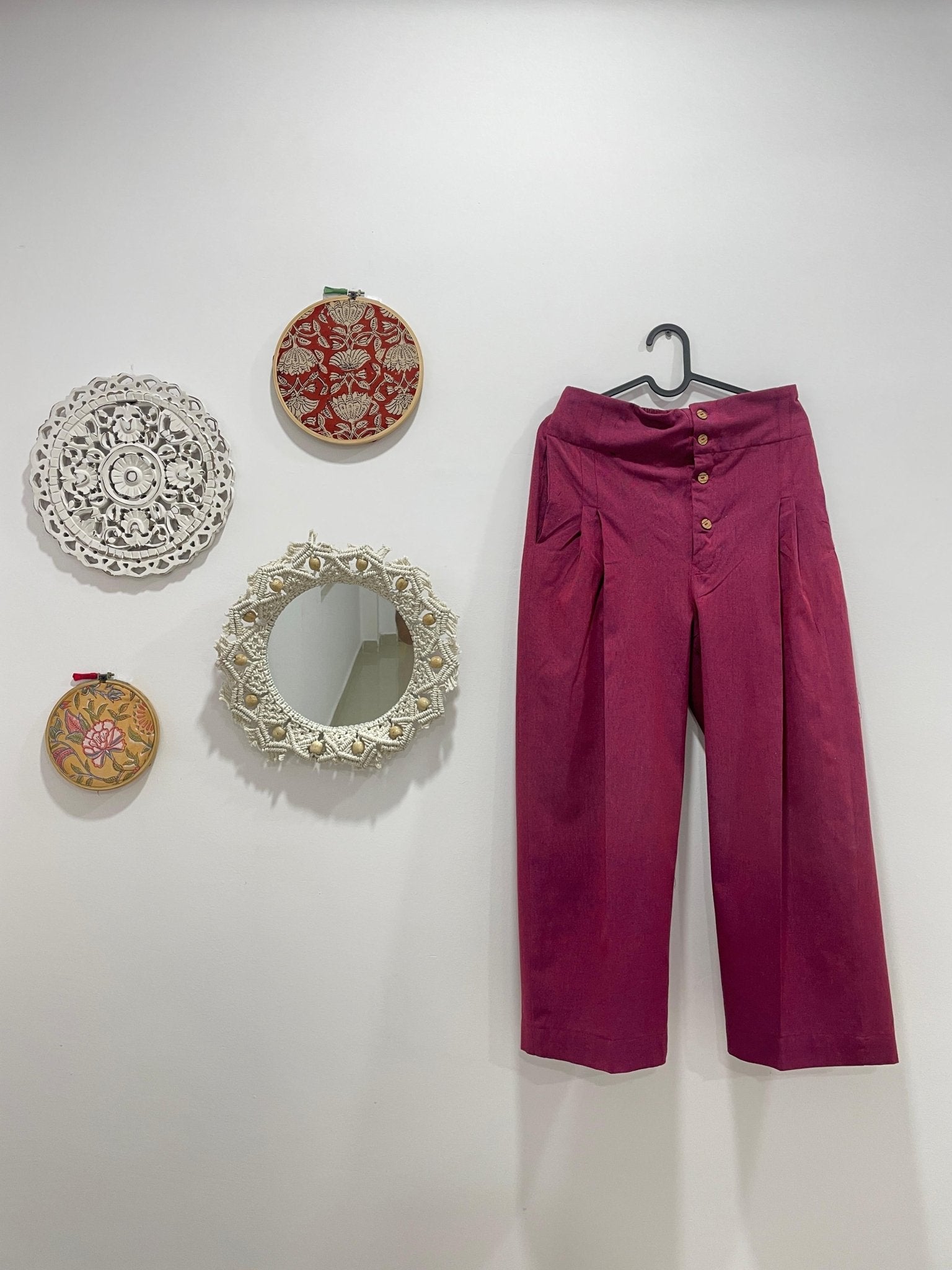 Chic O'clock High waist pleated cotton pants - Pink - Aamvi