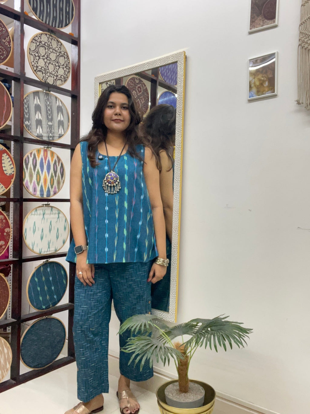 Ikat set with button detail - Aamvi